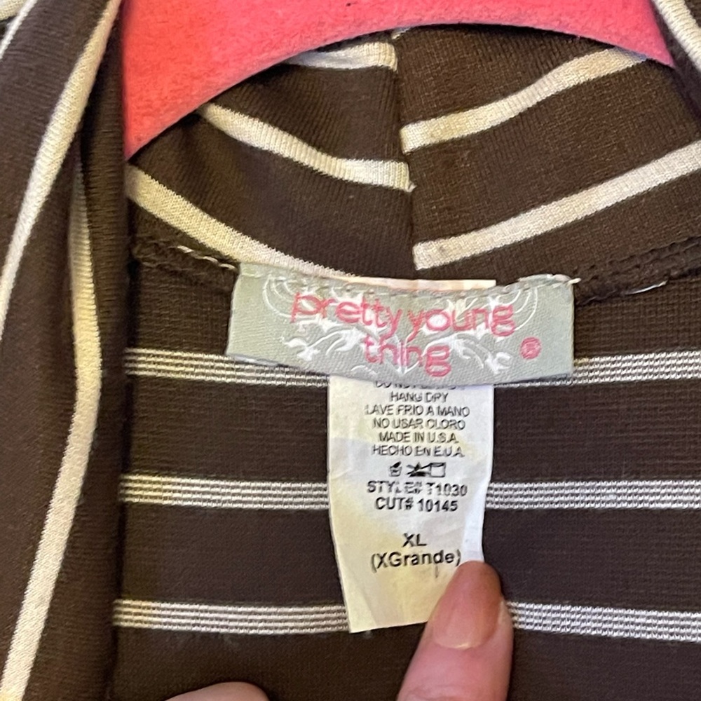 Brown & white knit cardigan, huge pockets, perfect layering piece for fall, EUC - Picture 4 of 7